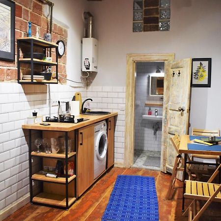 Loft-Style Apt On Virmenska Str リヴィウ エクステリア 写真