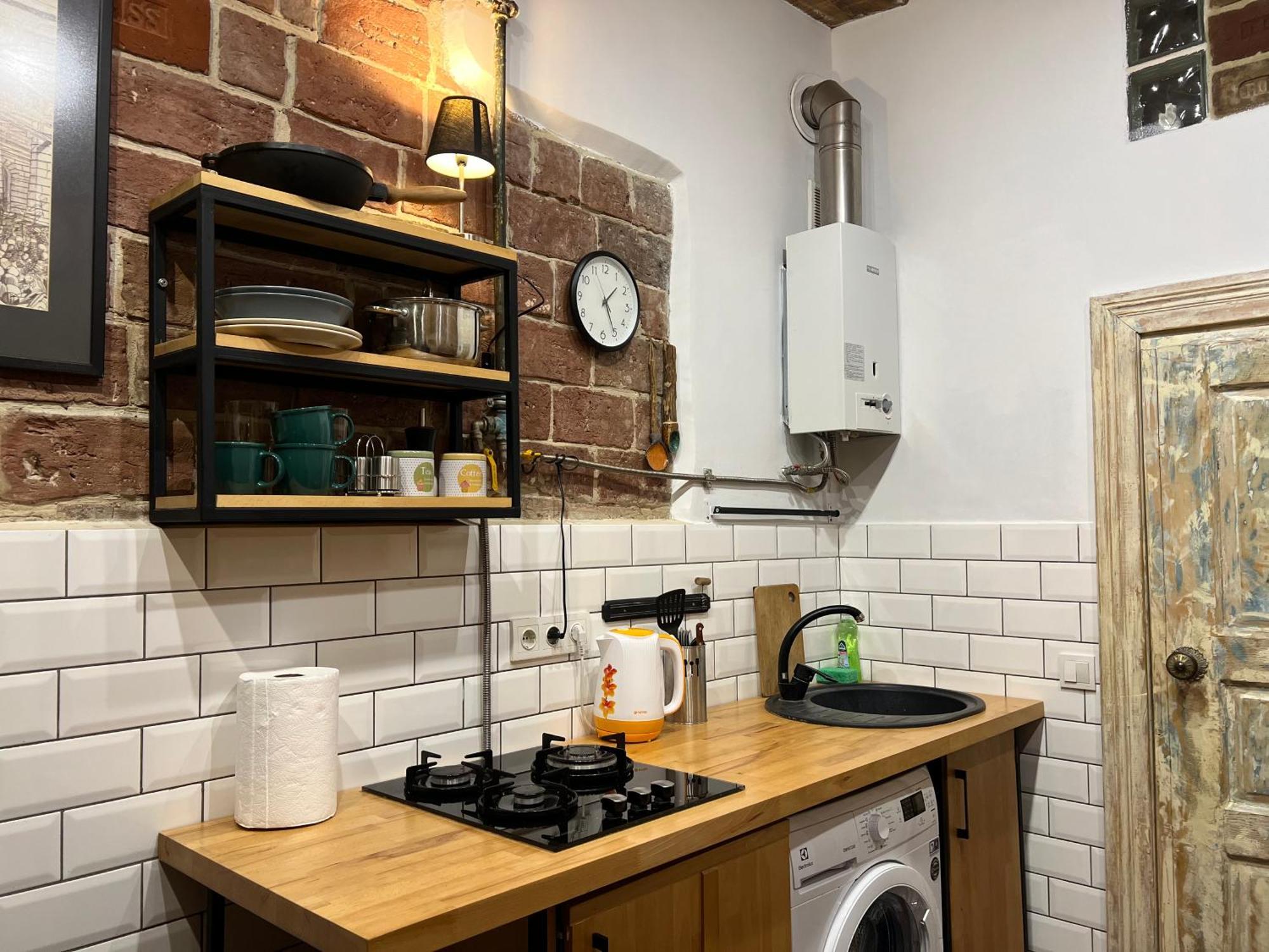 Loft-Style Apt On Virmenska Str リヴィウ エクステリア 写真