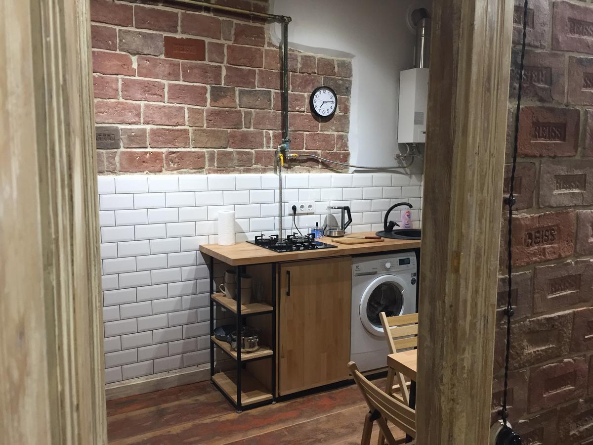 Loft-Style Apt On Virmenska Str リヴィウ エクステリア 写真