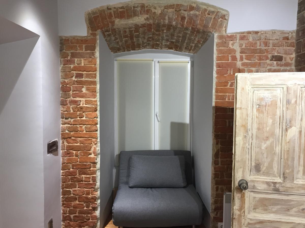 Loft-Style Apt On Virmenska Str リヴィウ エクステリア 写真