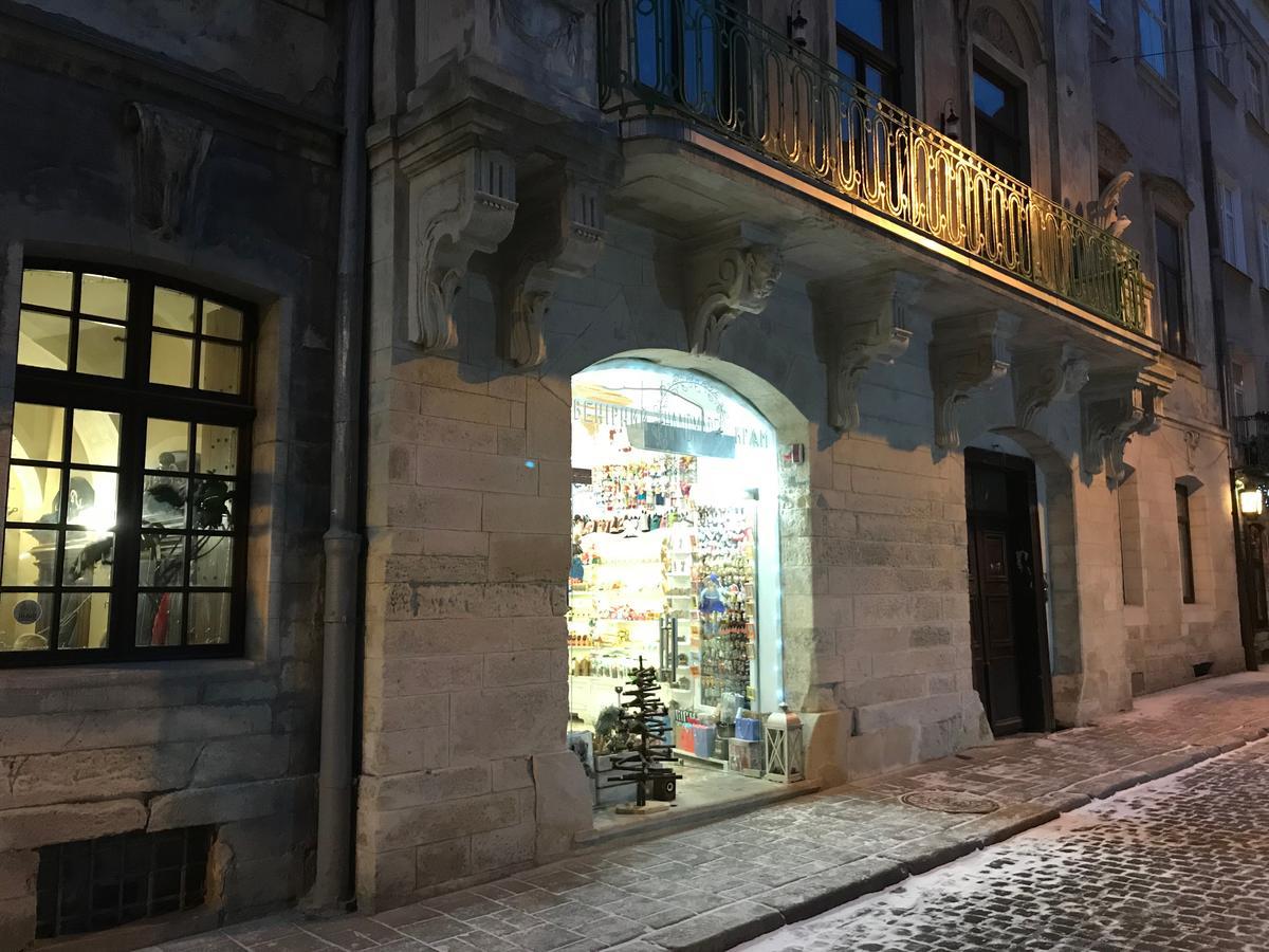 Loft-Style Apt On Virmenska Str リヴィウ エクステリア 写真