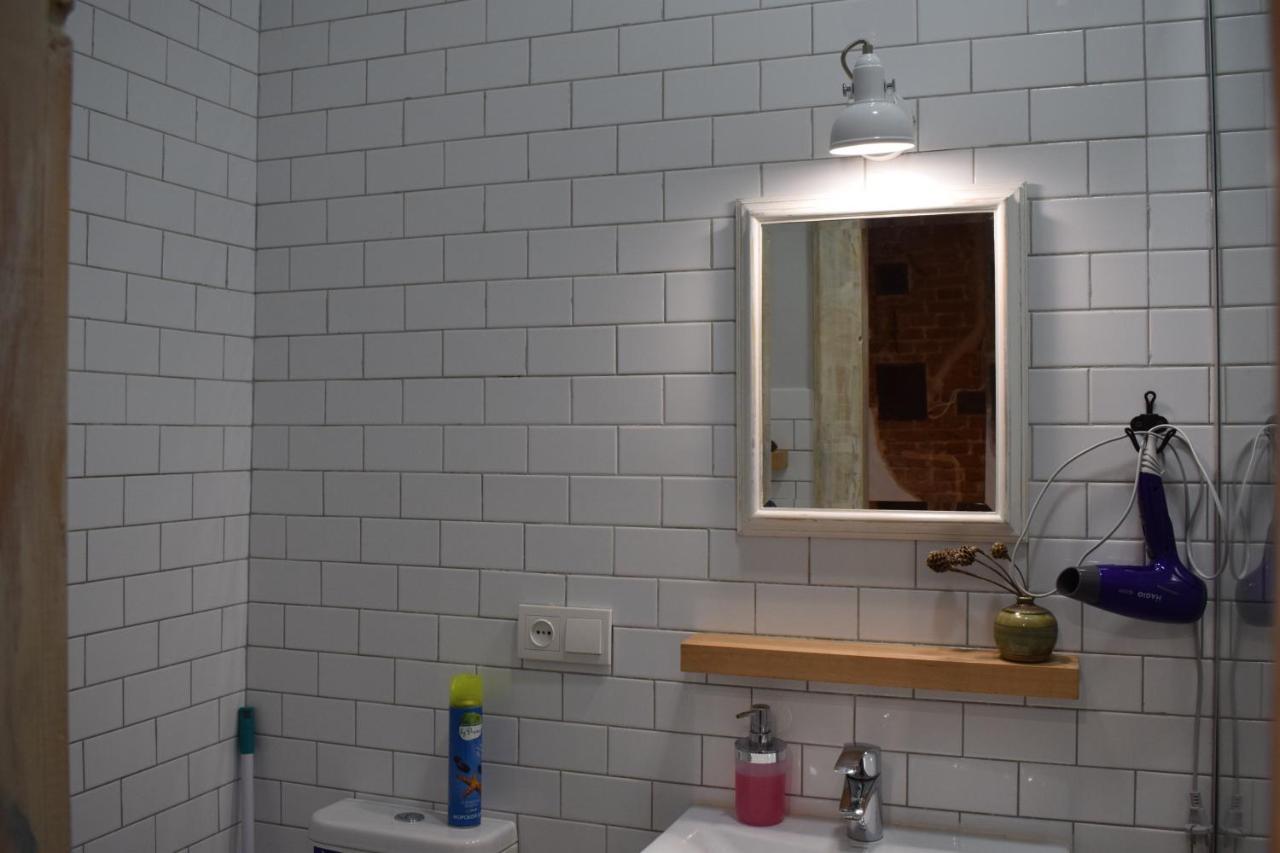 Loft-Style Apt On Virmenska Str リヴィウ エクステリア 写真