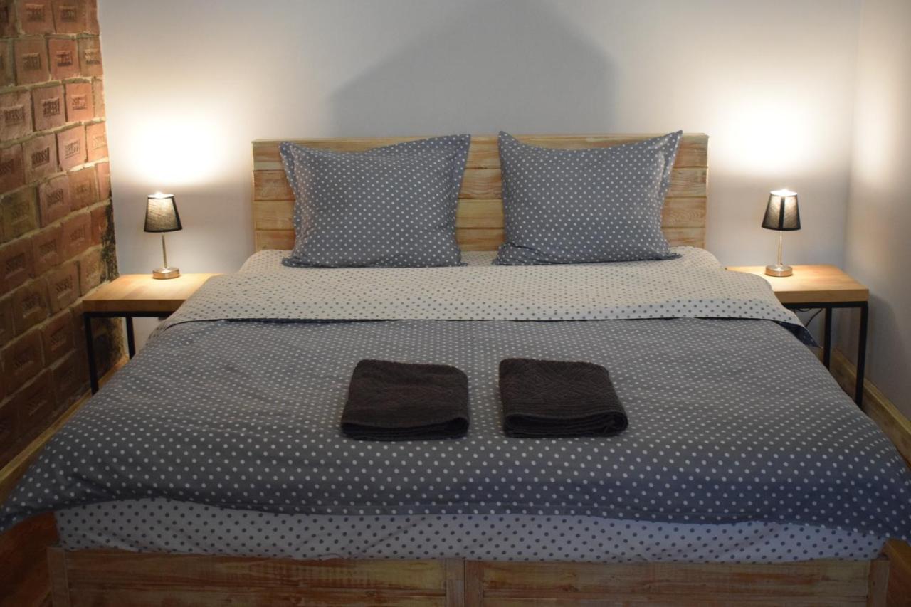 Loft-Style Apt On Virmenska Str リヴィウ エクステリア 写真